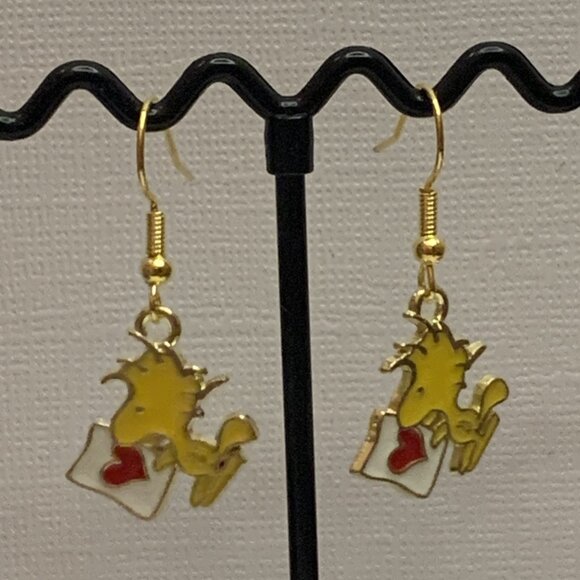 Woodstock Earring, Snoopy Earring, Peanuts Jewelry, Heart Earring, Valentine - Picture 6 of 6